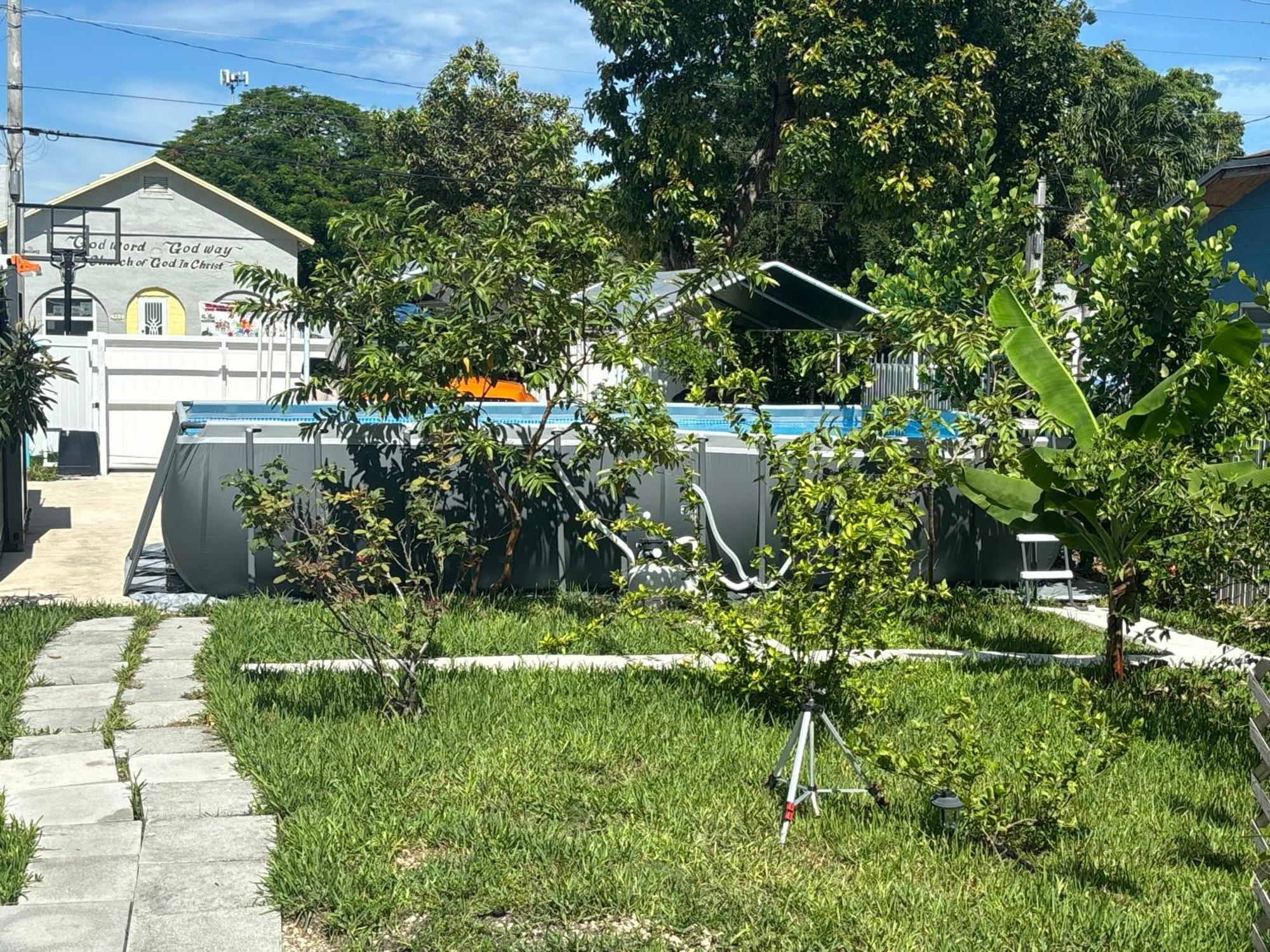 Mini House Oasis Hotell Miami Springs Eksteriør bilde